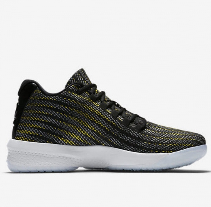 Купить Баскетбольные кроссовки Jordan B. Fly  | 881444-014 в Москве или заказать доставку на Slamdunk.su